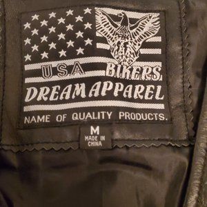 Woman Leather Motorcycle vest. Two front pockets/Two inside pockets